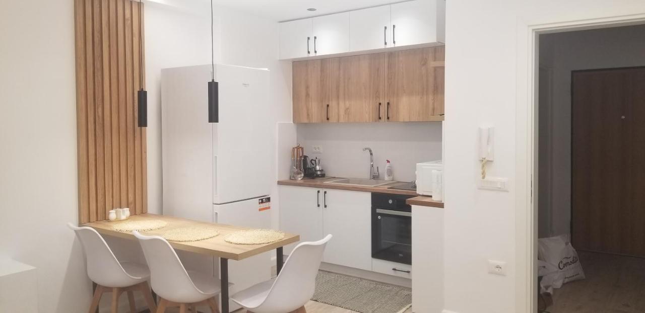 2A Near Blloku Area Apartment ティラナ エクステリア 写真